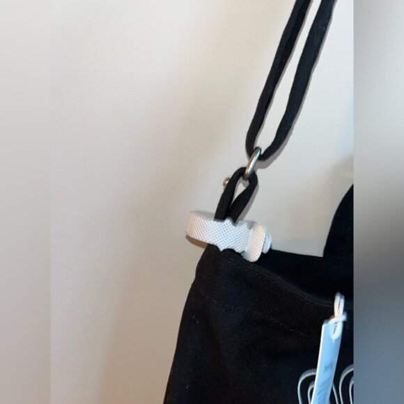 NWT BAGGU Duck Bag Coinbase Black Tote with Blue and White Design - Picture 4 of 11